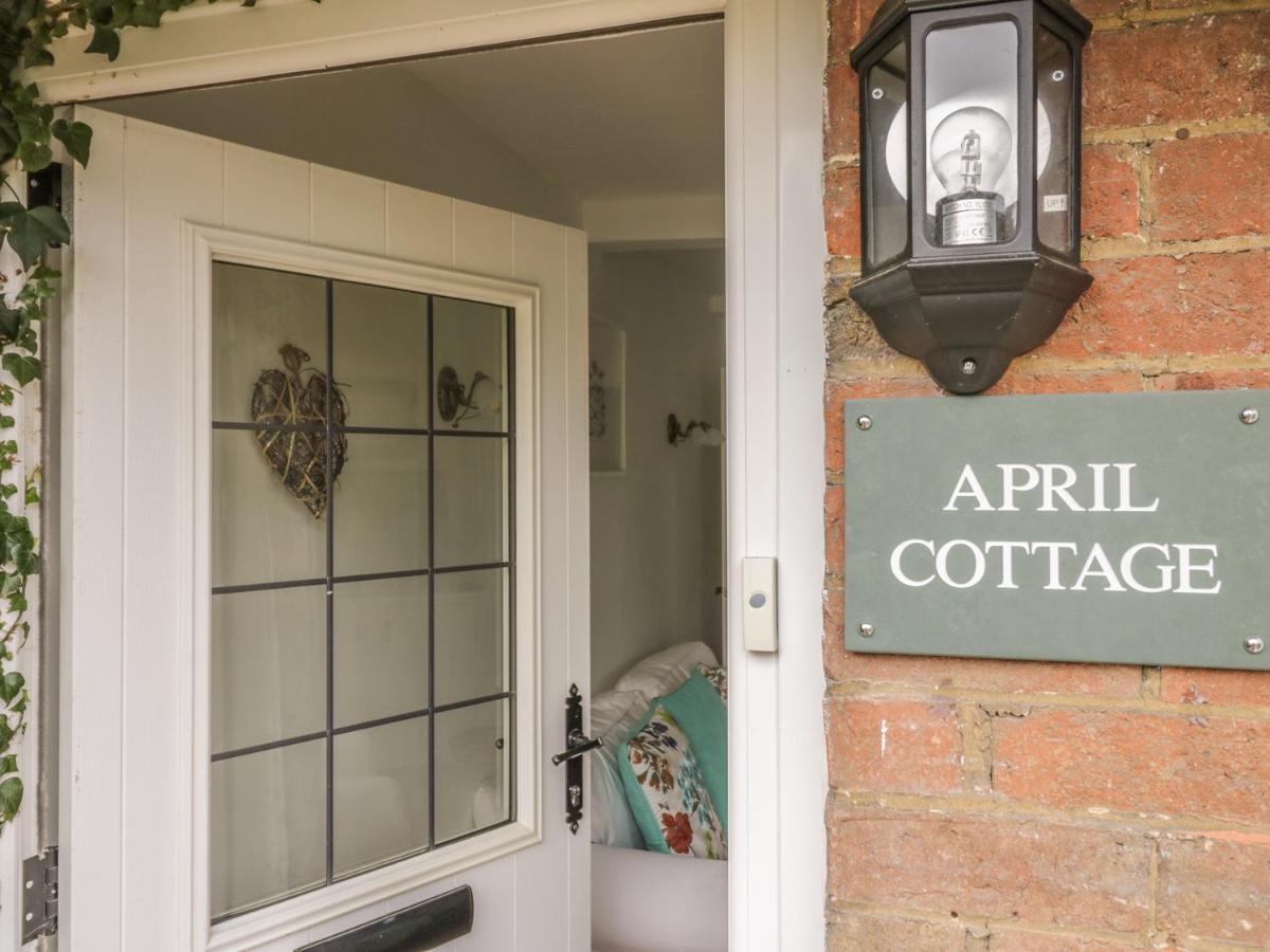 April Cottage Broadway  Buitenkant foto